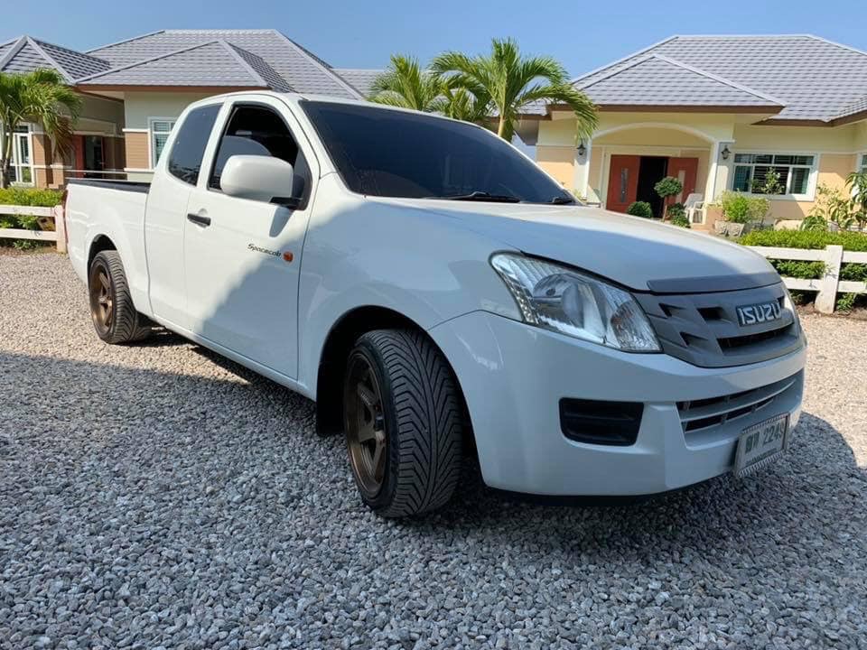 Isuzu D-Max Space Cab ปี 2012 สีขาว