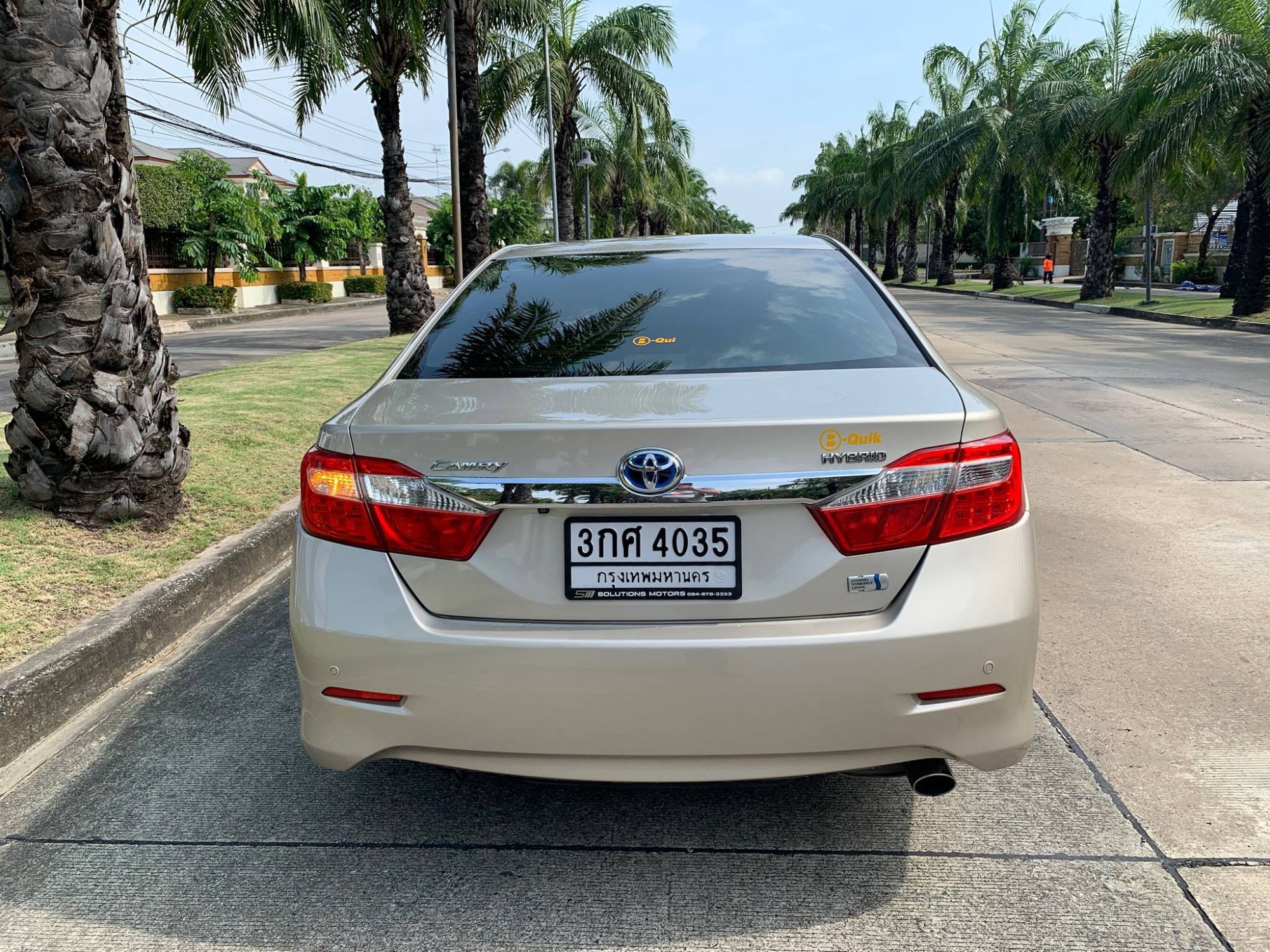 Toyota Camry (XV50) ปี 2014 สีทอง