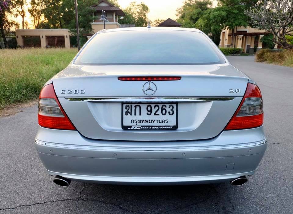 Mercedes-Benz E-Class W211 E280 ปี 2007 สีเงิน