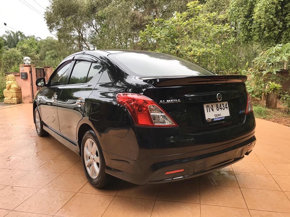 Nissan Almera ปี 2012 สีดำ