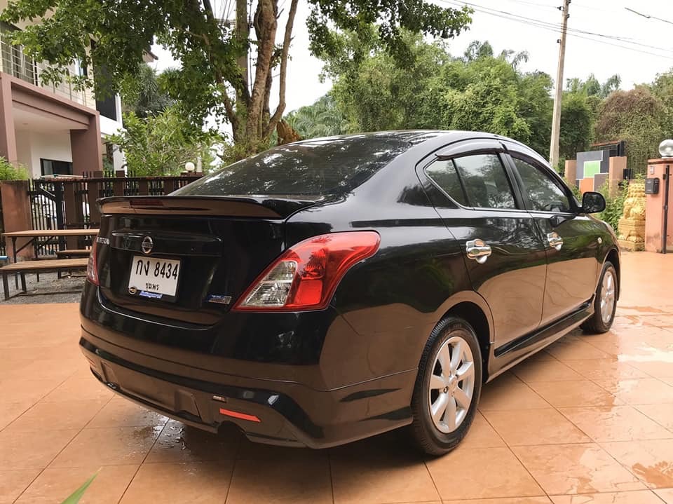 Nissan Almera ปี 2012 สีดำ