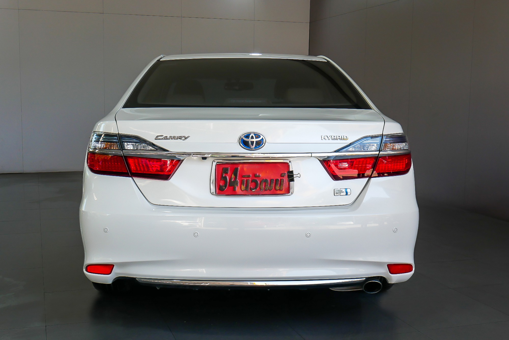 TOYOTA CAMRY 2.5 HV NAVI MINOR CHANGE AT ปี 2015 สีขาว