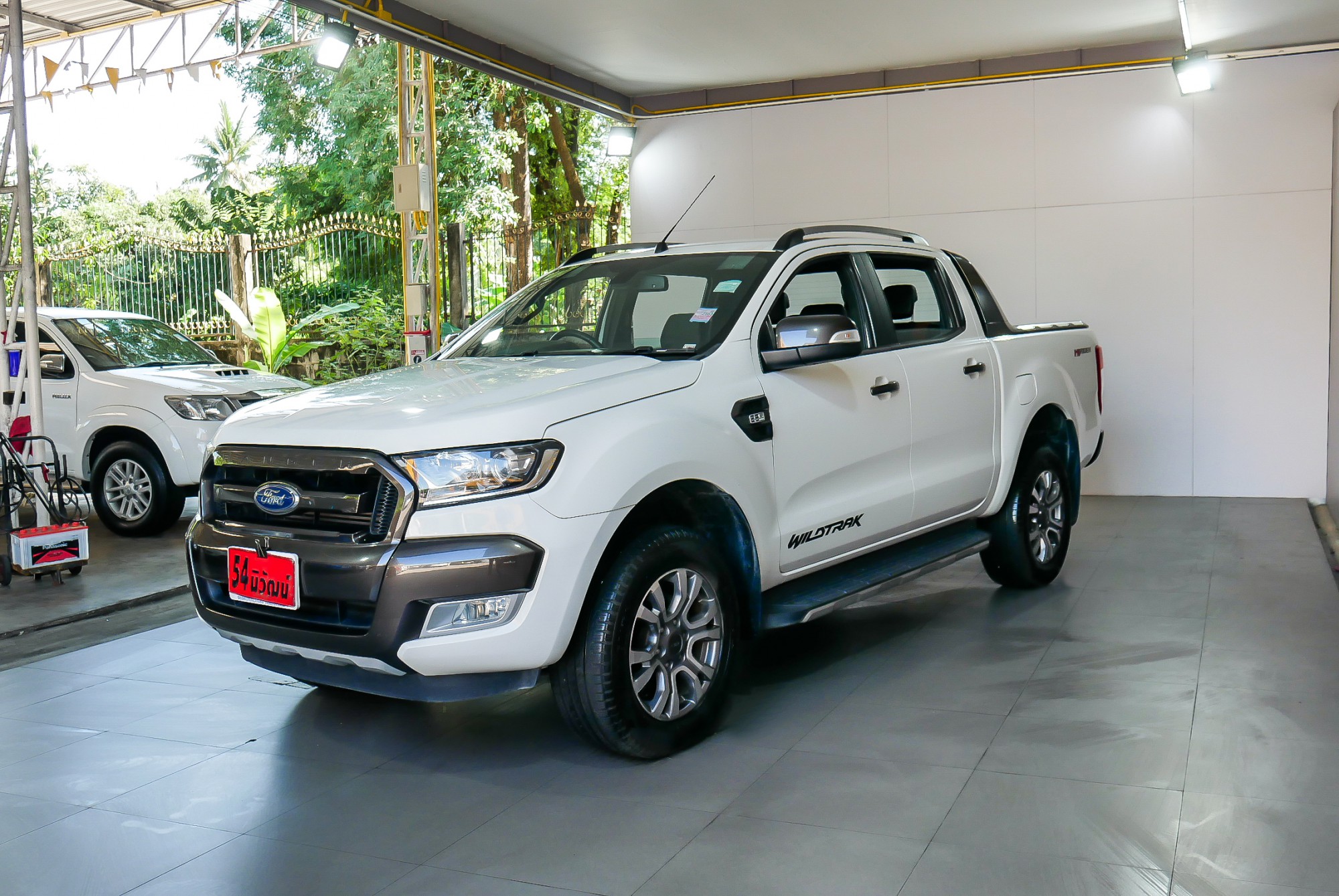 FORD RANGER DOUBLECAB 2.2 WILDTACK HI-RIDER MNC AT ปี 2016 สีขาว