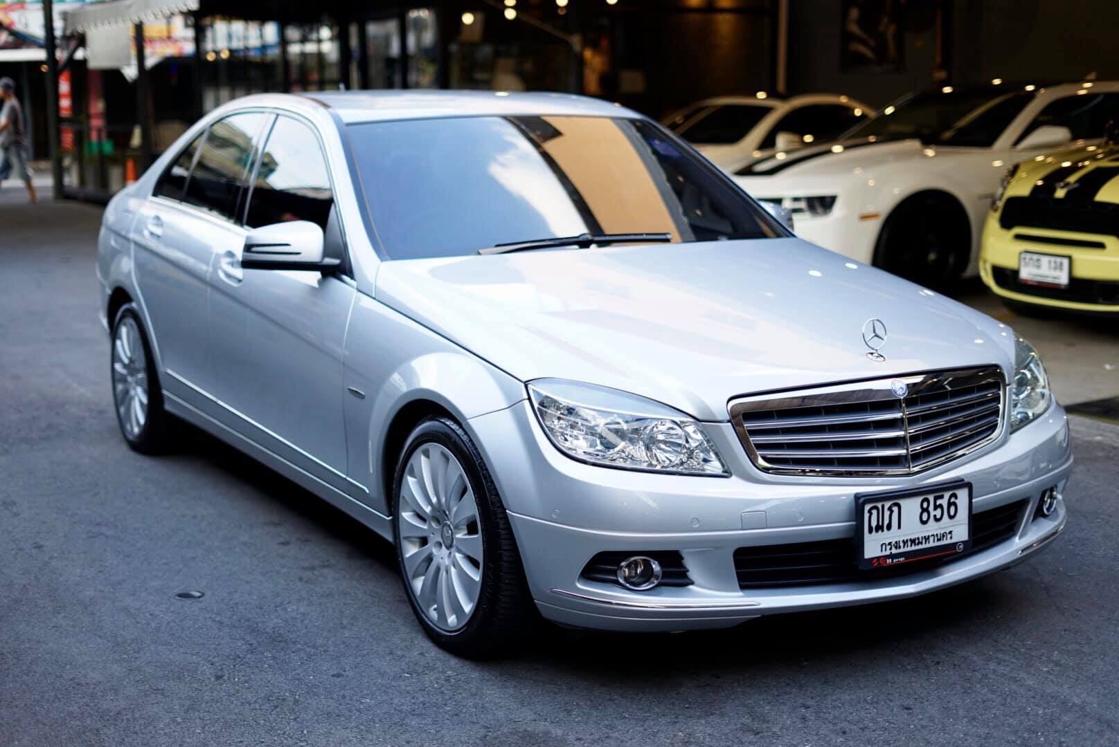 Mercedes-Benz C-Class W204 C200 ปี 2009 สีเงิน