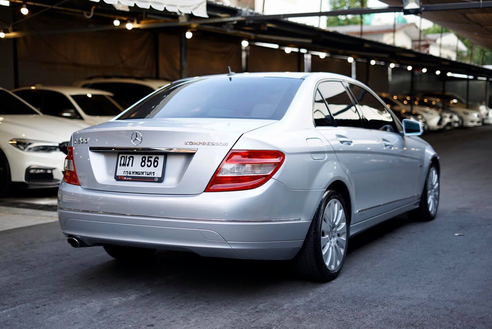 Mercedes-Benz C-Class W204 C200 ปี 2009 สีเงิน