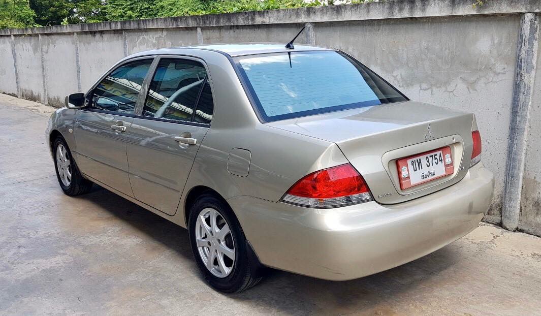 Mitsubishi Lancer Cedia ปี 2008 สีทอง