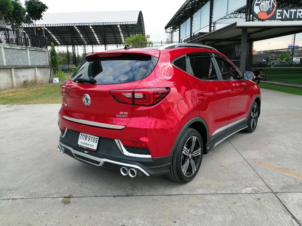 MG ZS ปี 2018 สีแดง