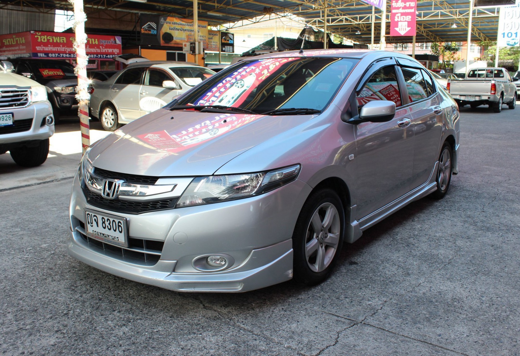 Honda City ปี 2011 สีเงิน