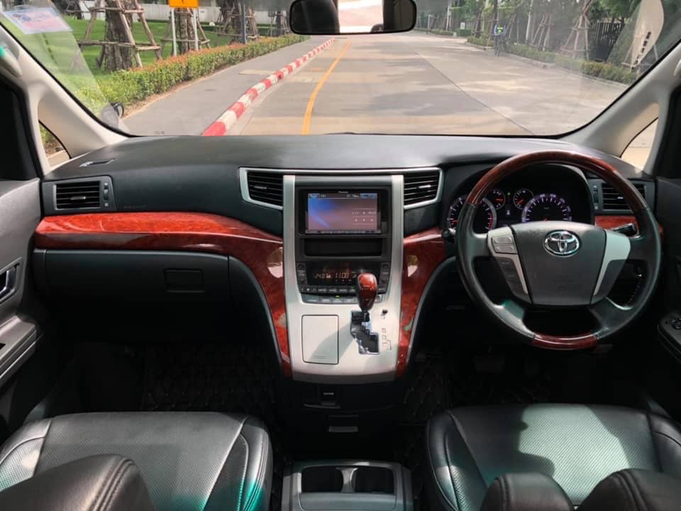 Toyota Vellfire ปี 2009 สีดำ