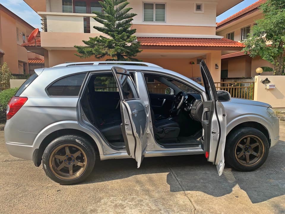 Chevrolet Captiva ปี 2007 สีเงิน