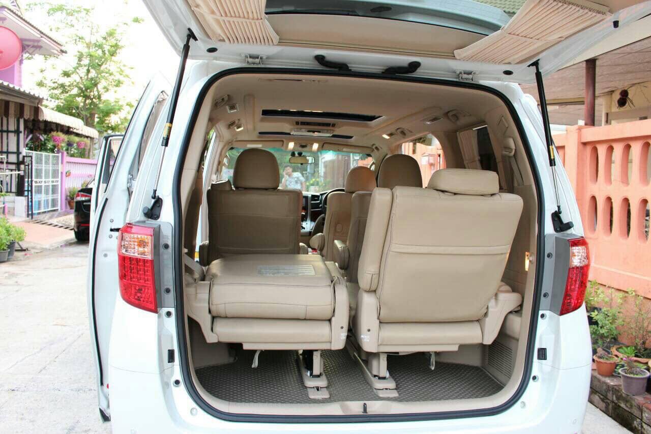 Toyota Alphard ปี 2010 สีขาว