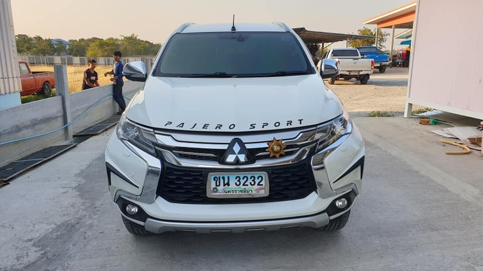 Mitsubishi Pajero Sport ปี 2018 สีขาว