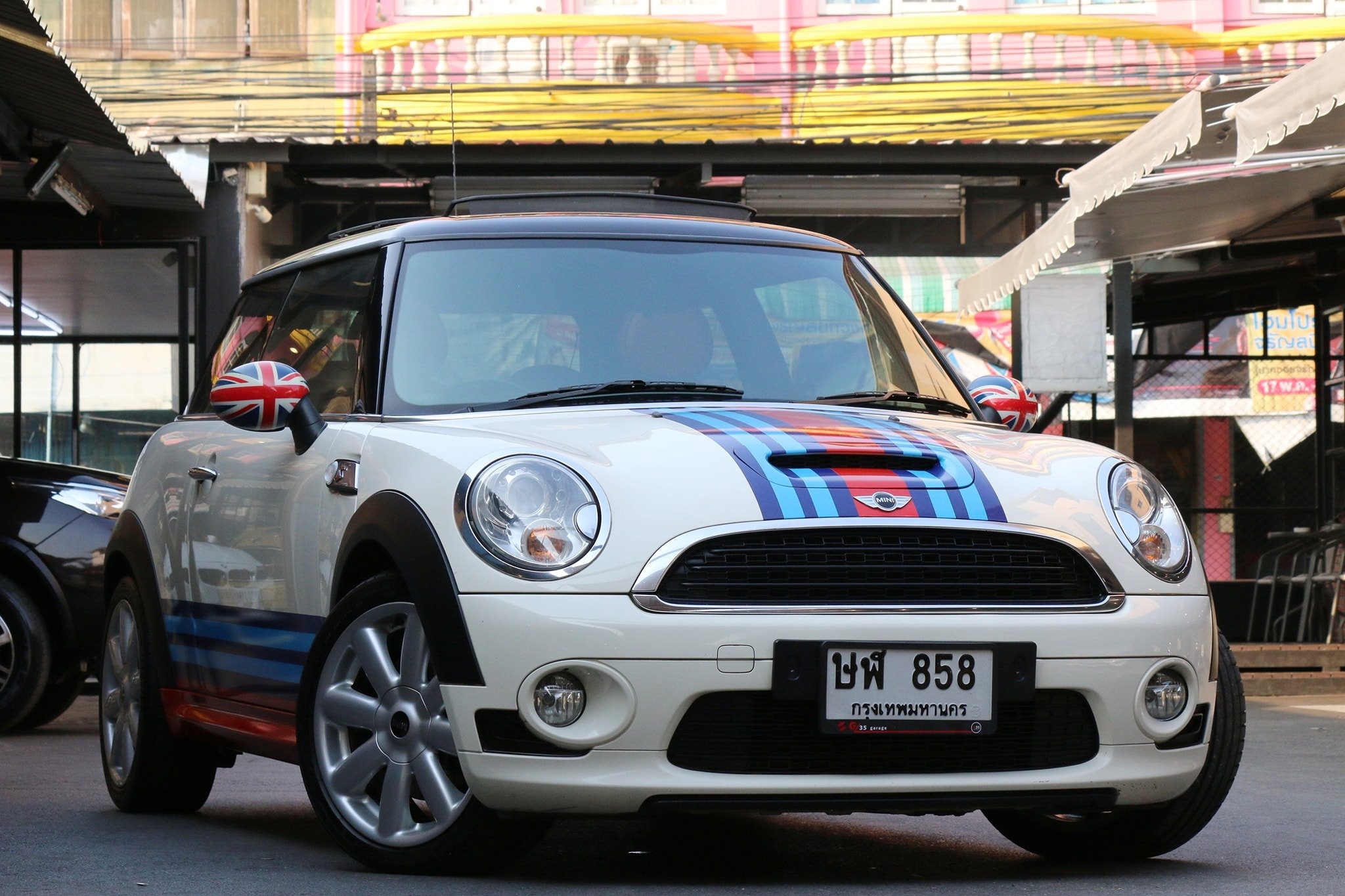 Mini Hatch (Cooper) Gen2 R56 ปี 2008 สีขาว