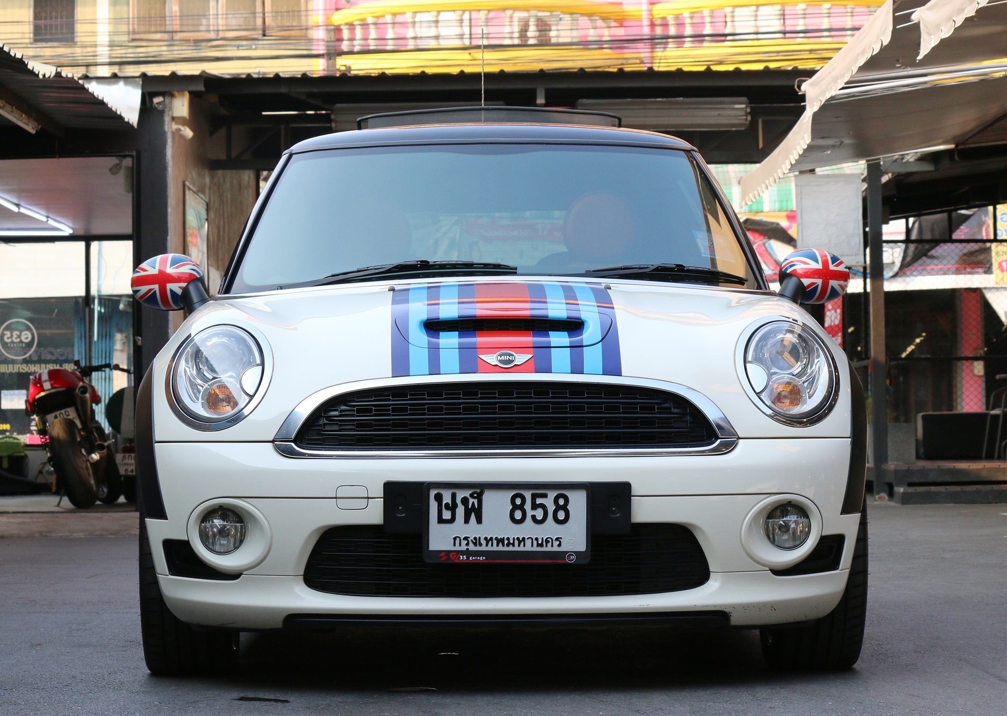 Mini Hatch (Cooper) Gen2 R56 ปี 2008 สีขาว