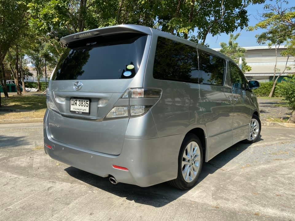 Toyota Vellfire ปี 2009 สีเทา