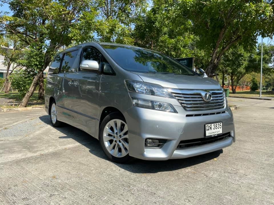 Toyota Vellfire ปี 2009 สีเทา