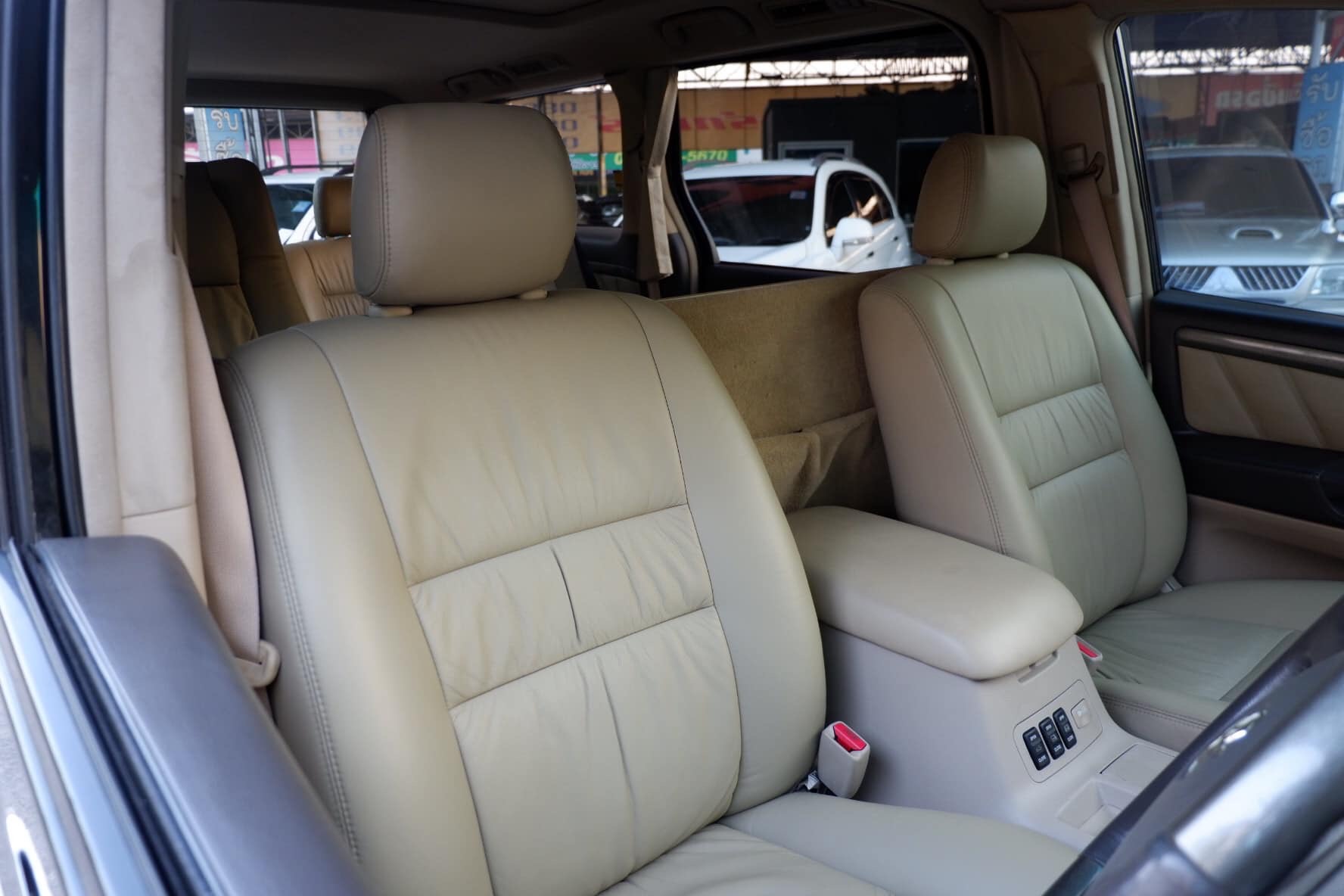 Toyota Alphard ปี 2007 สีดำ