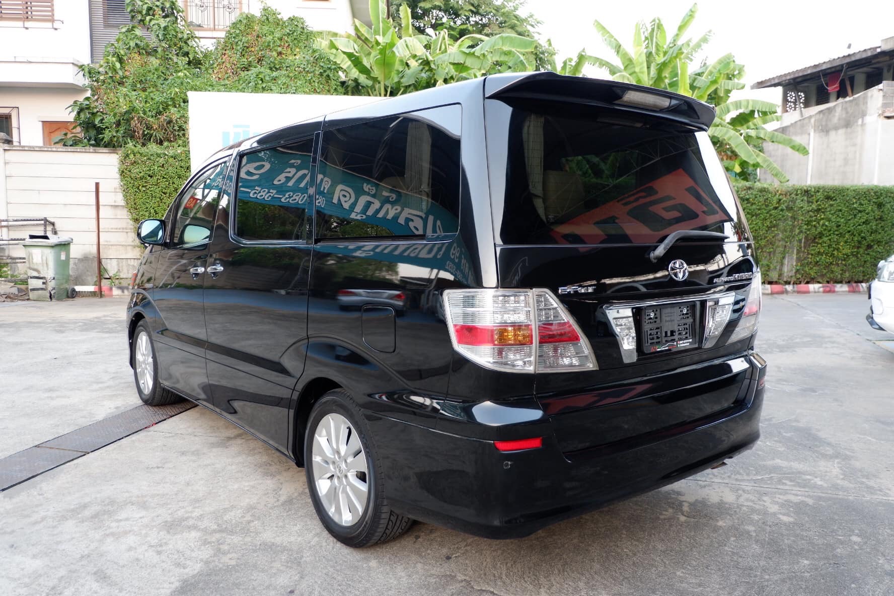 Toyota Alphard ปี 2007 สีดำ