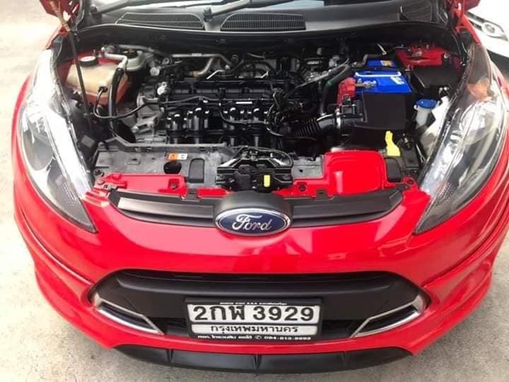 Ford Fiesta ปี 2011 สีแดง