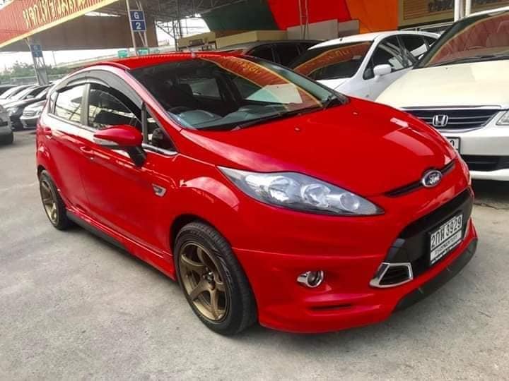 Ford Fiesta ปี 2011 สีแดง