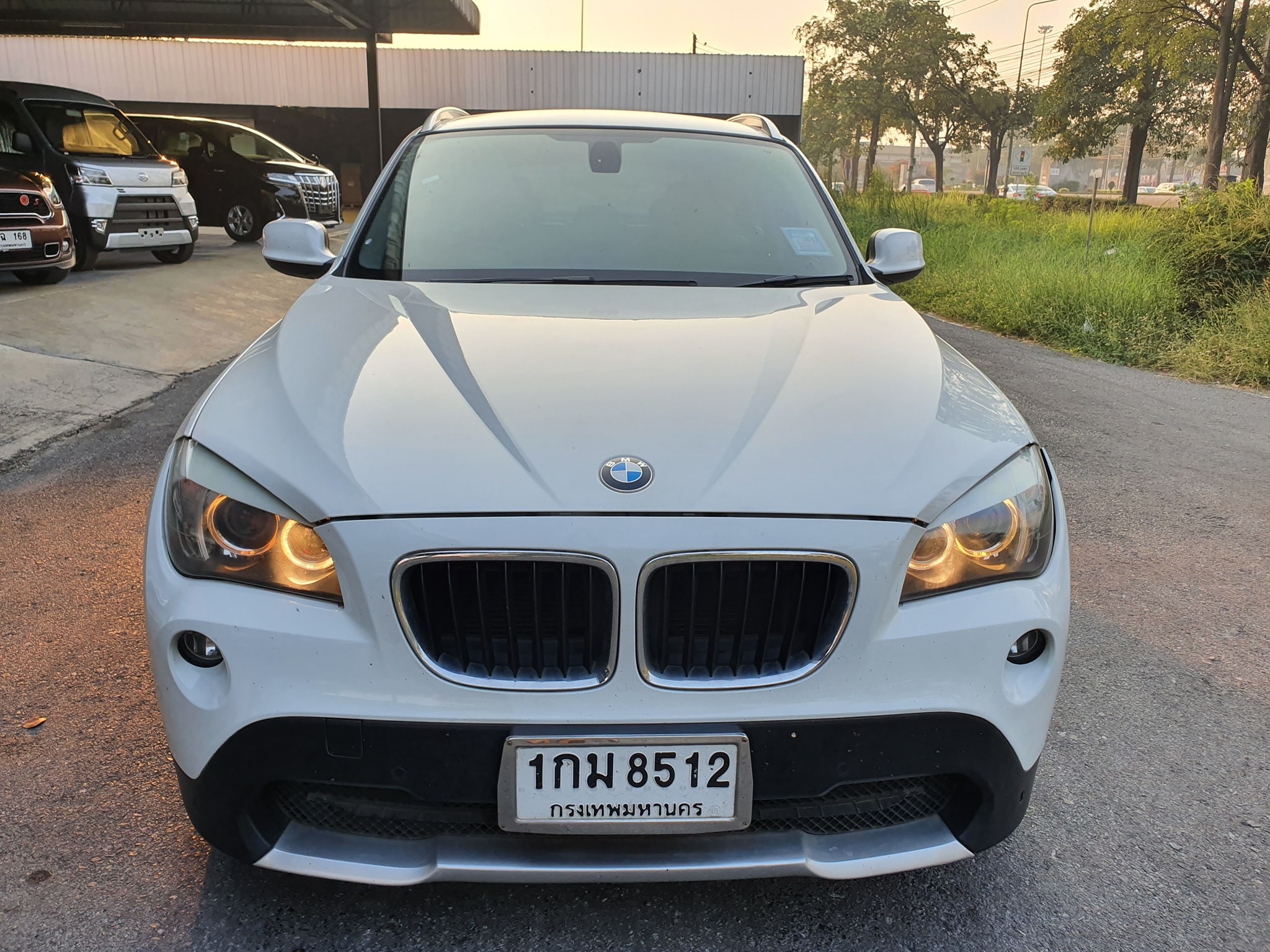 BMW X1 E84 2.0 ปี 2015 สีเงิน