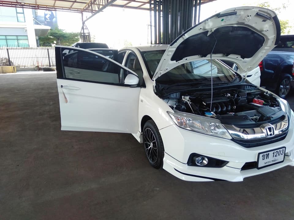 Honda City ปี 2014 สีเงิน