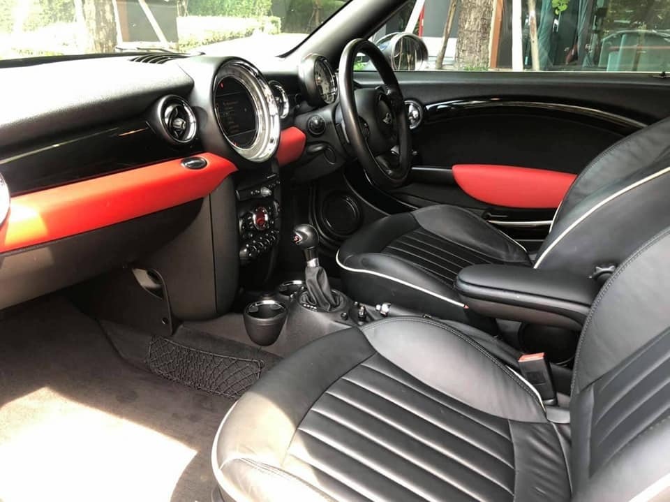 Mini Hatch (Cooper) Gen2 R58 (Coupe) ปี 2012 สีแดง