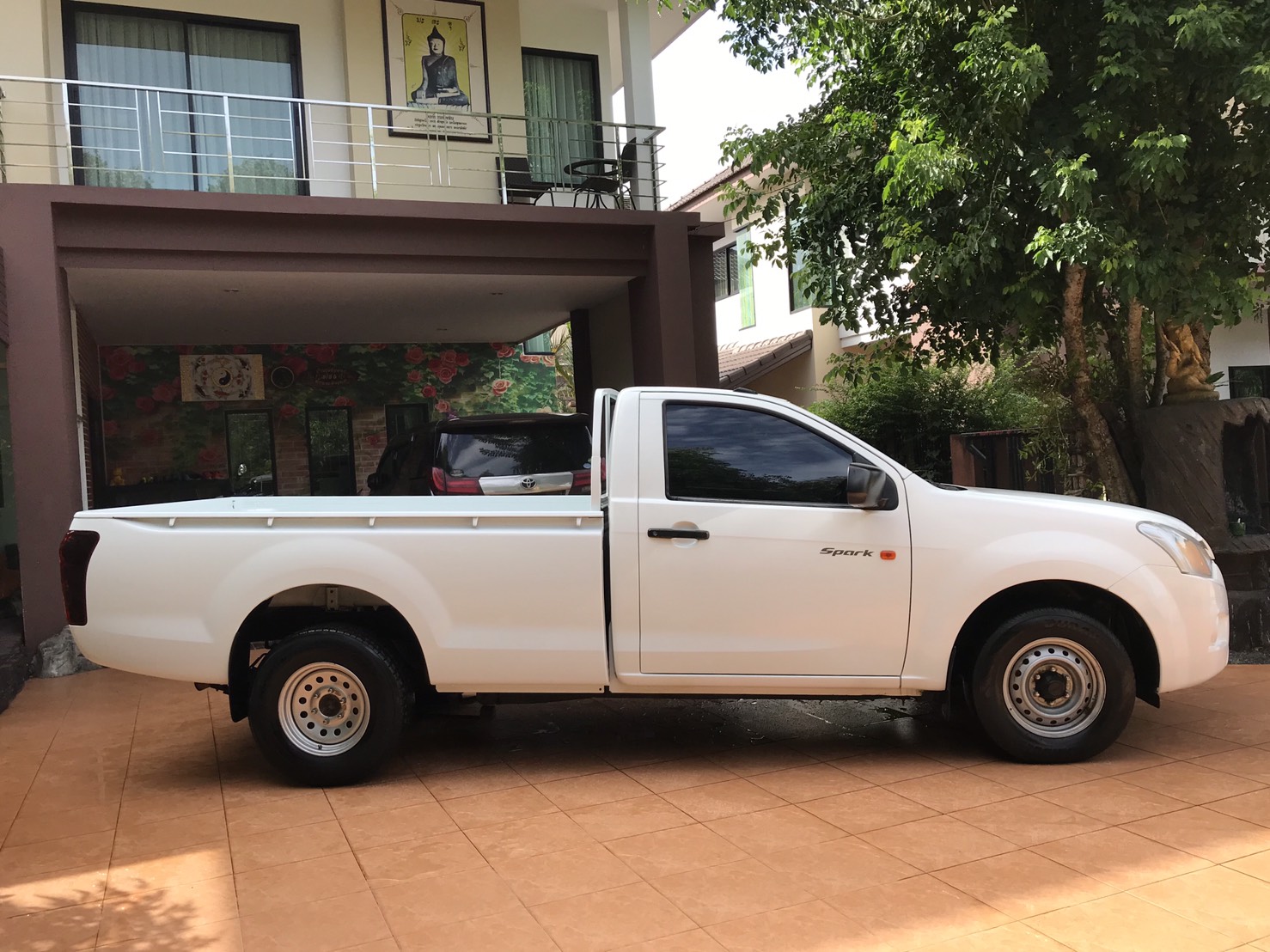 Isuzu D-Max Spark ปี 2016 สีขาว