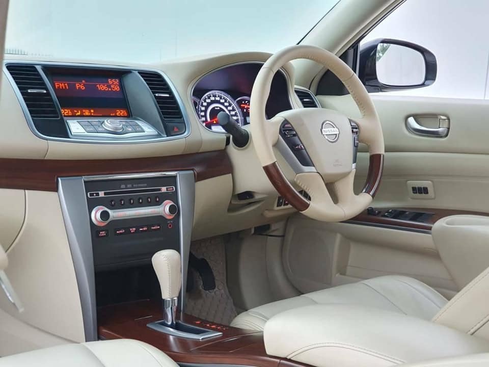 Nissan Teana J32 ปี 2012 สีขาว