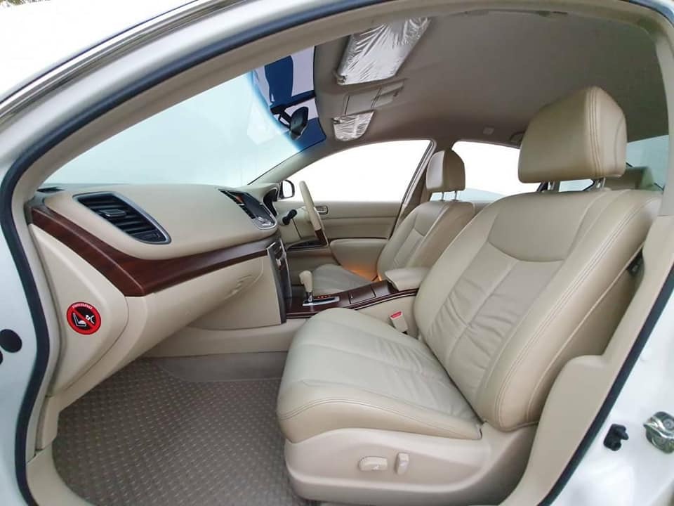 Nissan Teana J32 ปี 2012 สีขาว