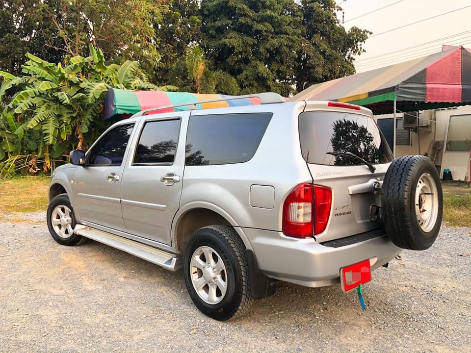 ISUZU ADVENTURE MASTER LUXURY