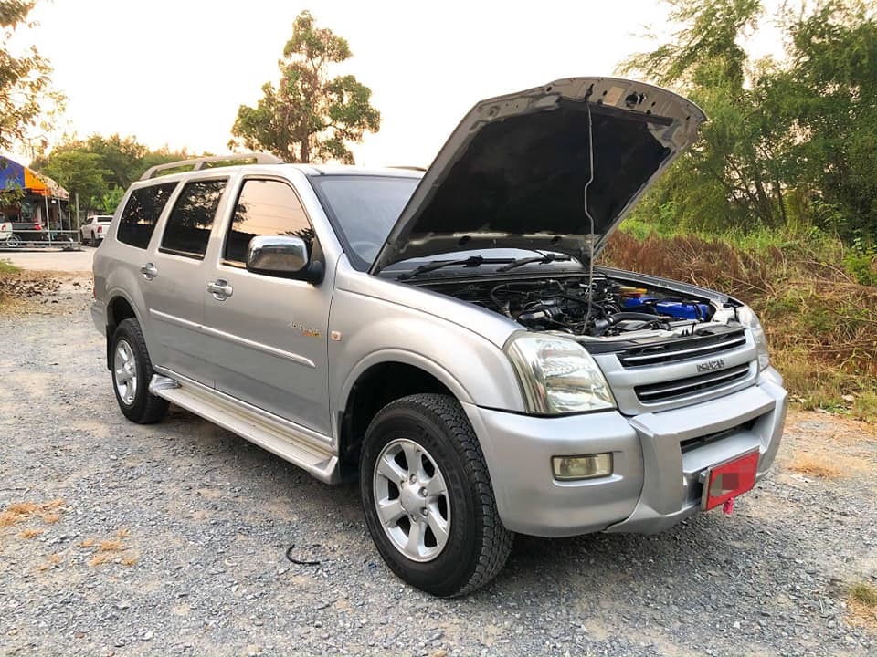 ISUZU ADVENTURE MASTER LUXURY