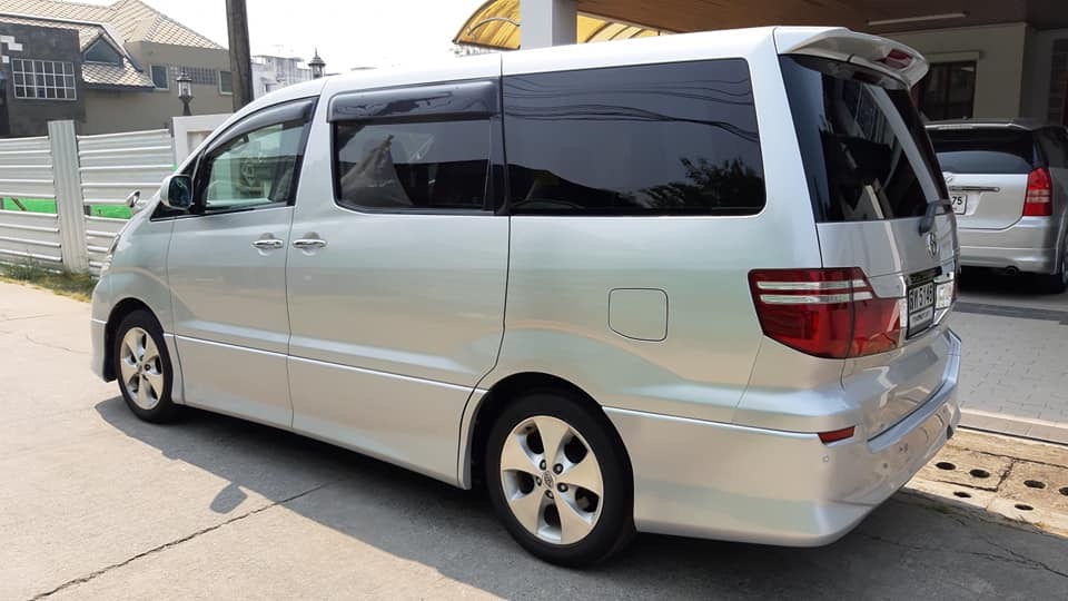 Toyota Alphard ปี 2006 สีเงิน