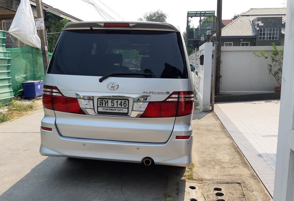 Toyota Alphard ปี 2006 สีเงิน