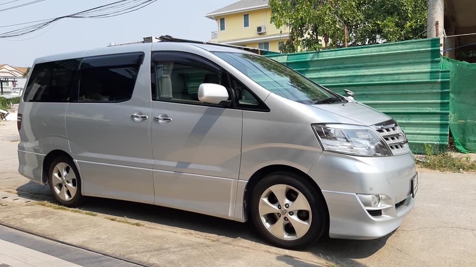 Toyota Alphard ปี 2006 สีเงิน