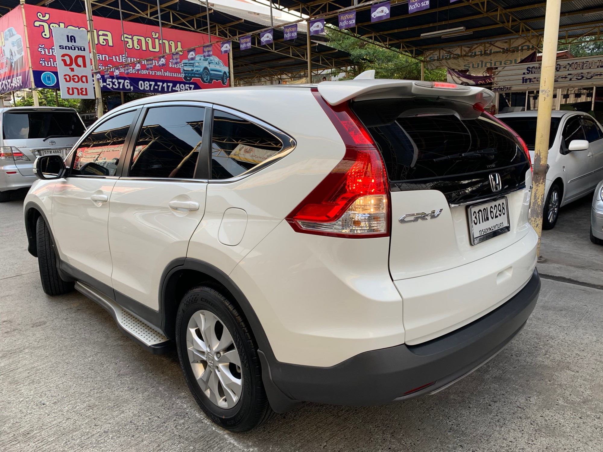 Honda CR-V ปี 2014 สีขาว