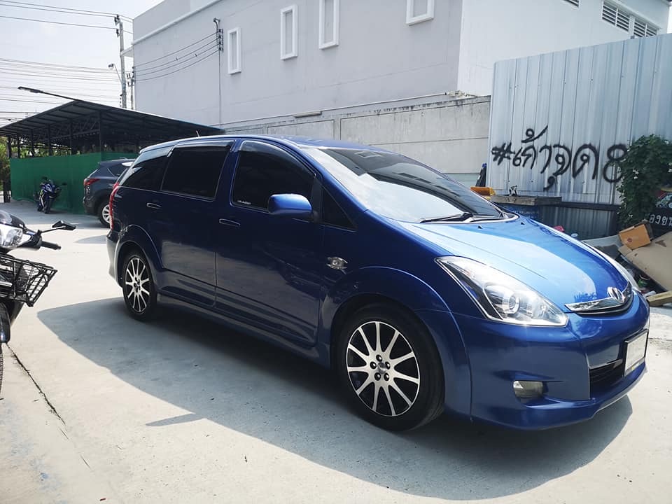 Toyota Wish ปี 2007 สีน้ำเงิน