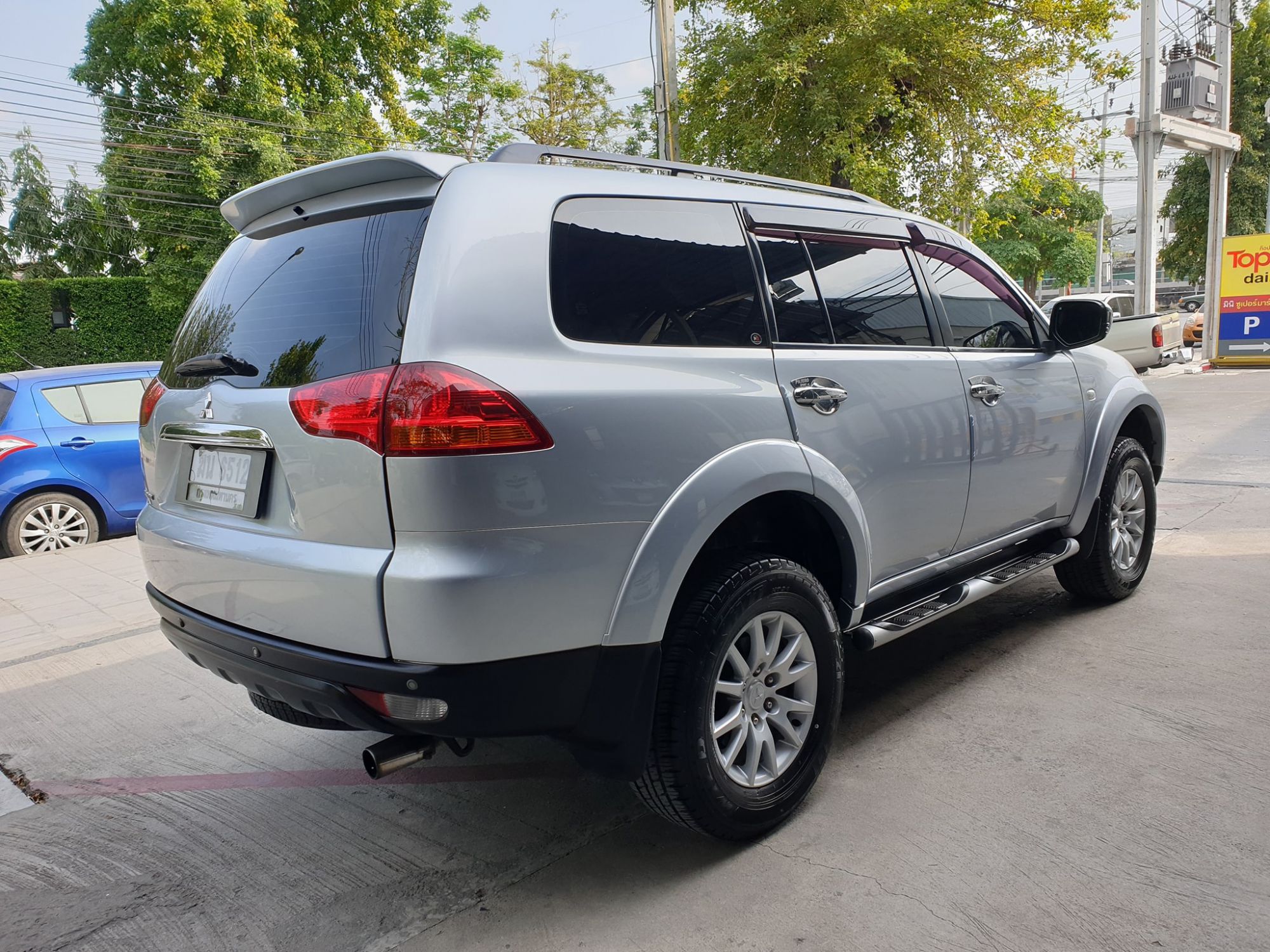 Mitsubishi Pajero Sport ปี 2011