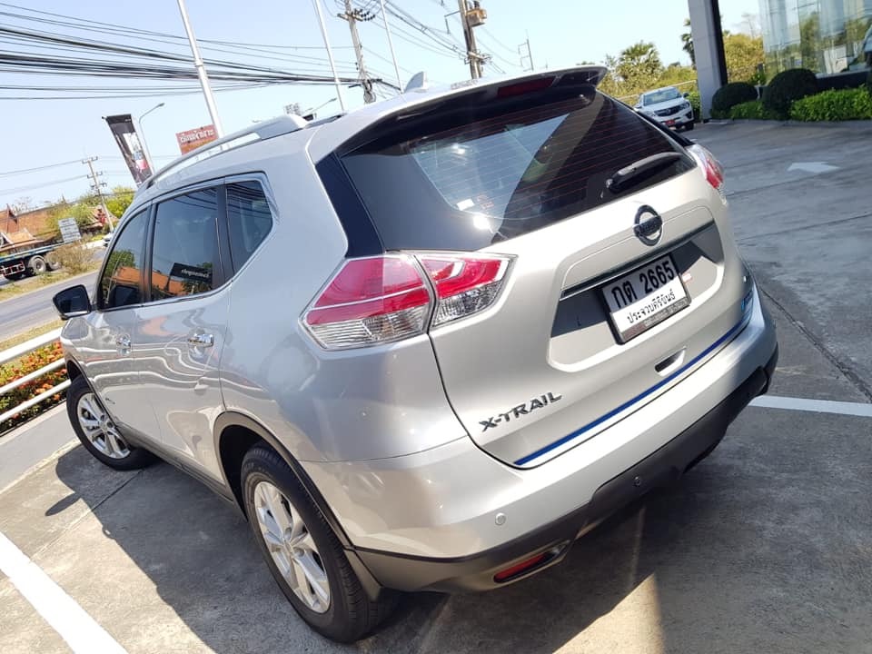 Nissan X-trail ปี 2017 สีเทา