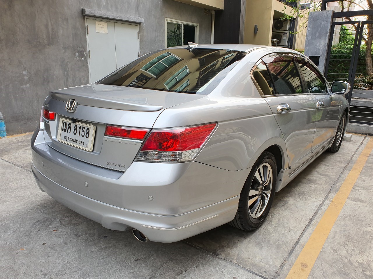 Honda Accord Gen 8 ปี 2008 สีเทา