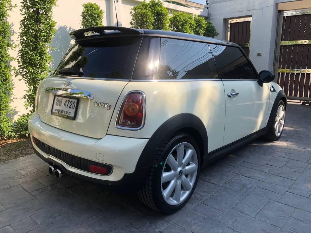 Mini Hatch (Cooper) Gen2 R56 ปี 2008 สีขาว