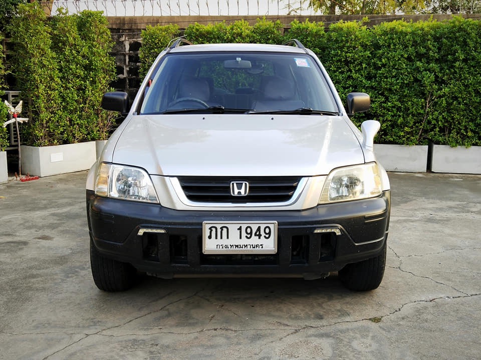 Honda CR-V ปี 1999 สีเงิน