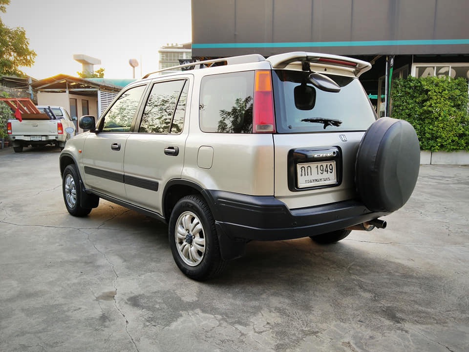 Honda CR-V ปี 1999 สีเงิน