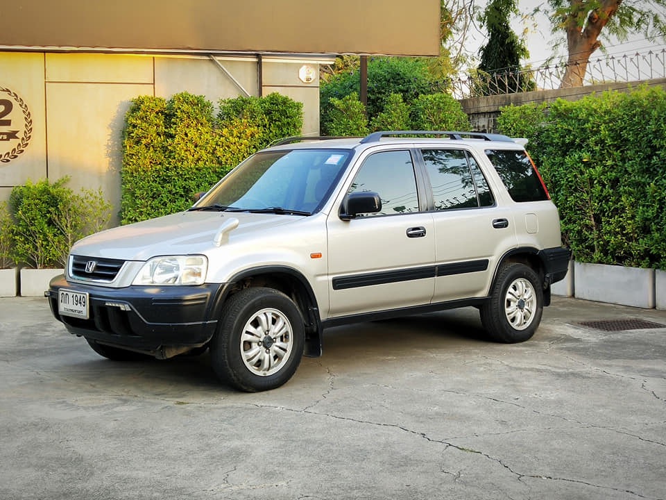 Honda CR-V ปี 1999 สีเงิน