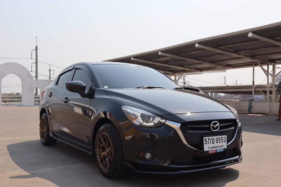 Mazda 2 ปี 2016 สีดำ