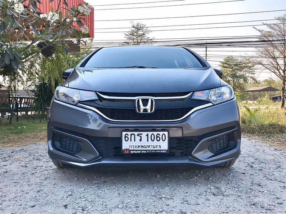 Honda Jazz GK ปี 2017 สีเทา