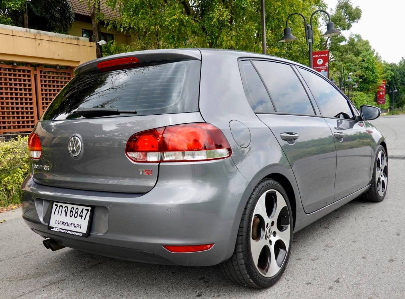 Volkswagen Golf MK6 ปี 2012 สีเทา