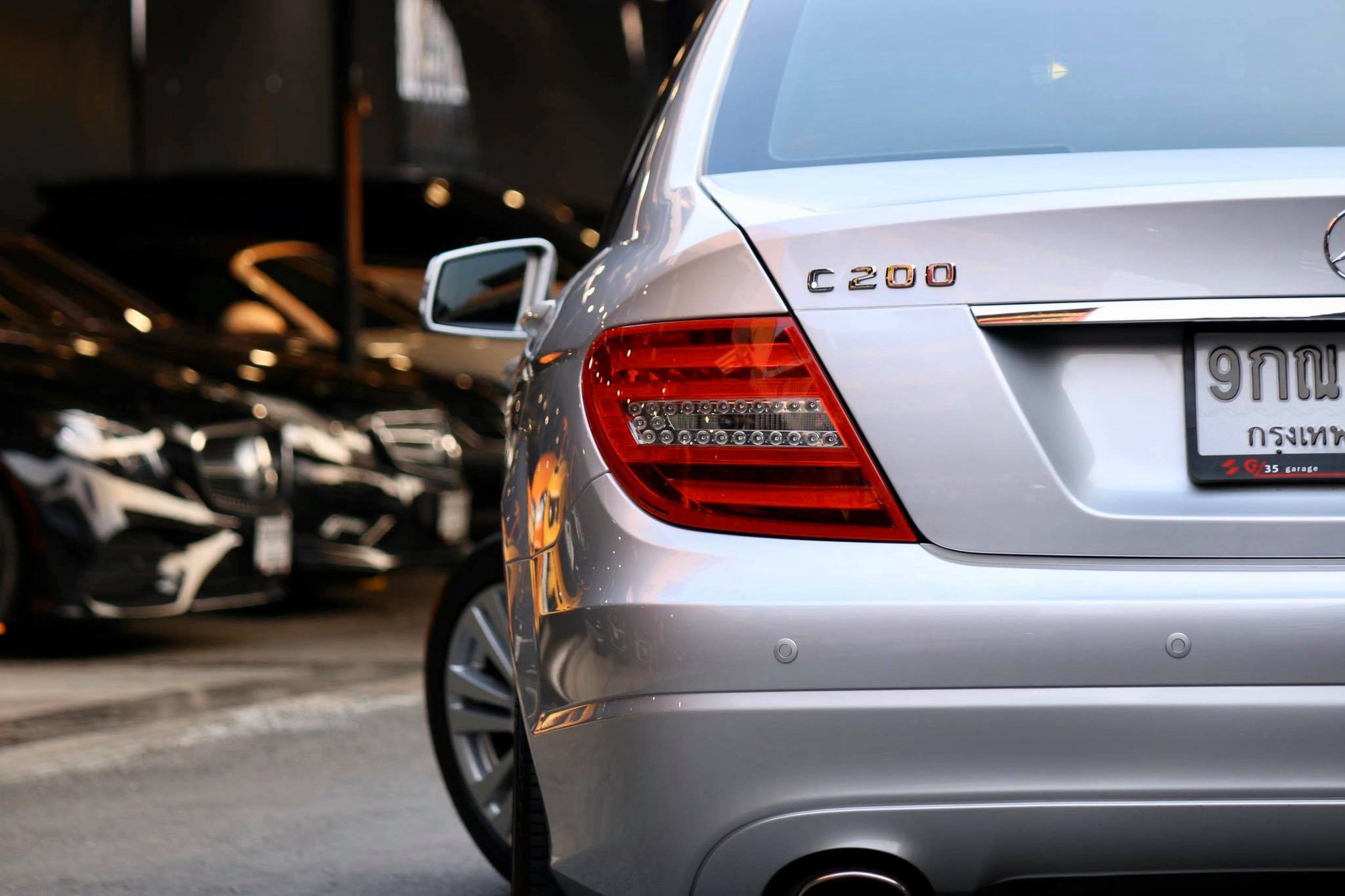 Mercedes-Benz C-Class W204 C200 ปี 2012 สีเงิน