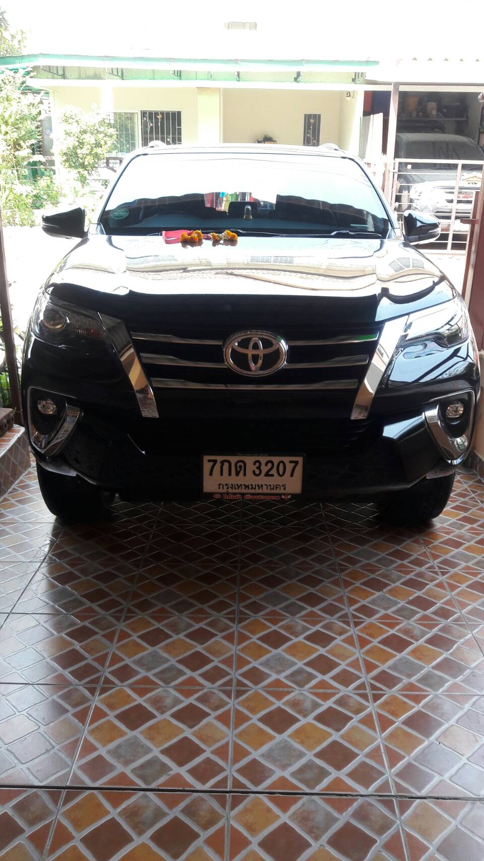 Toyota Fortuner ปี 2018 สีดำ