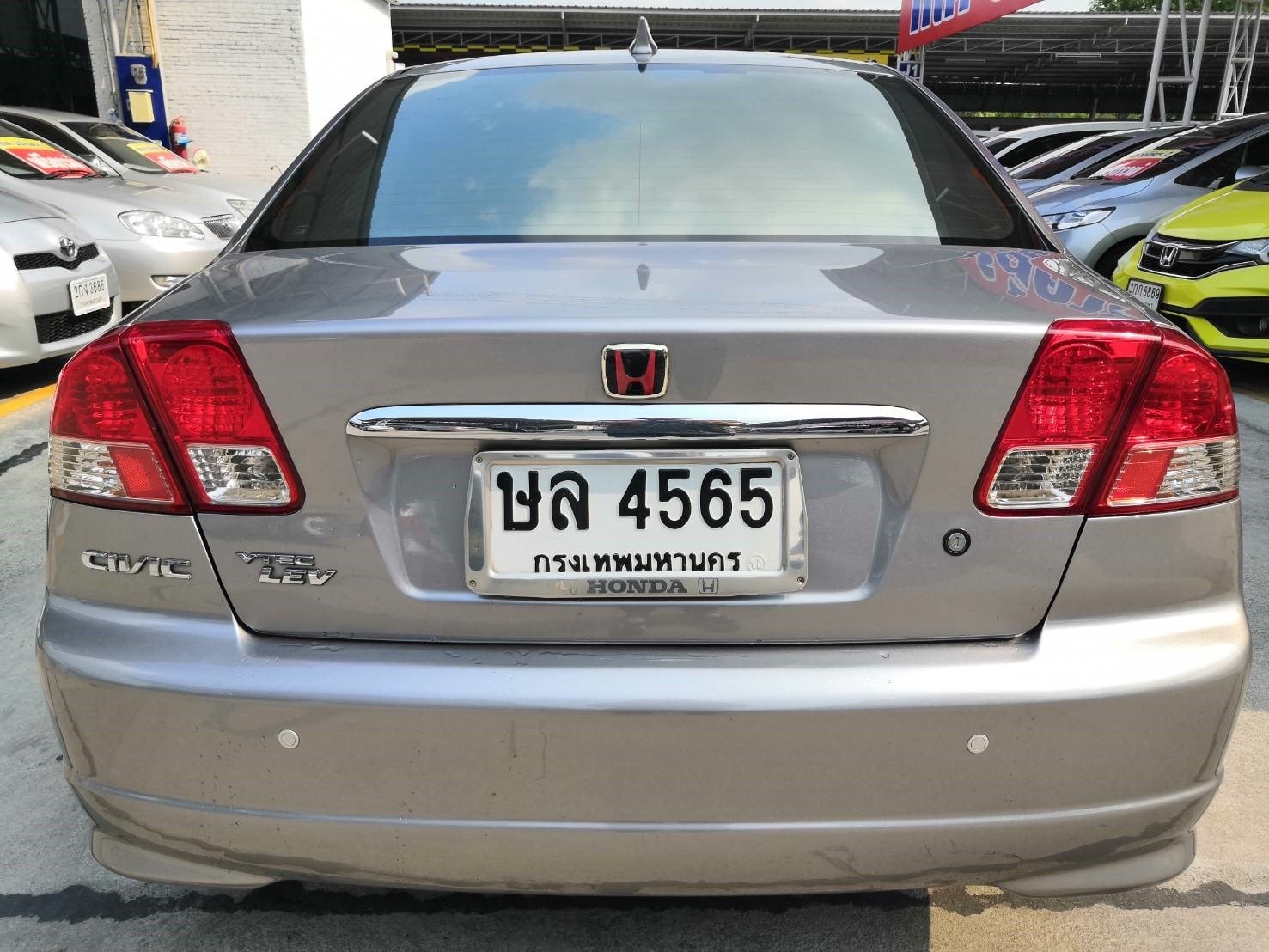 Honda Civic ES (Dimension) โฉม ตาเหยี่ยว ปี 2004 สีเทา